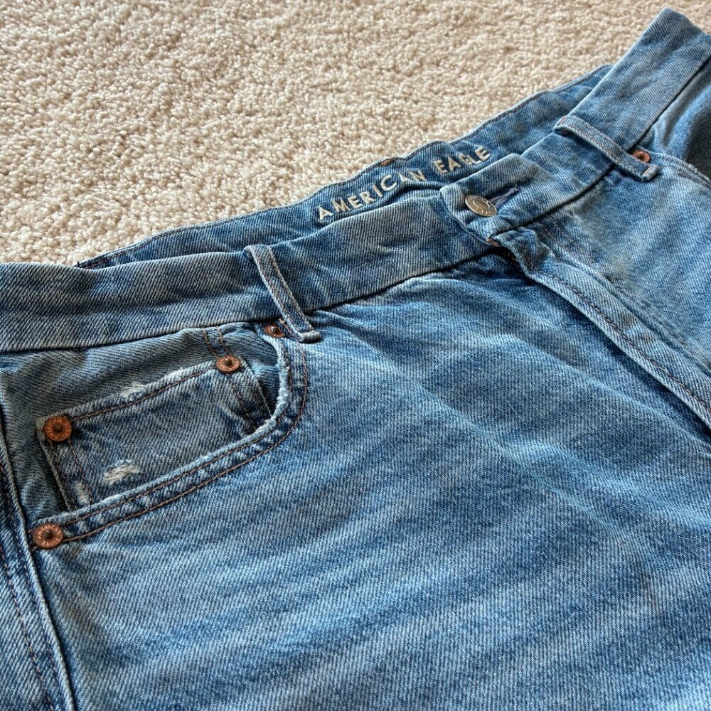 AE Strigid Curvy Super High-Waisted Baggy Straight Jean - Picture 5 of 14